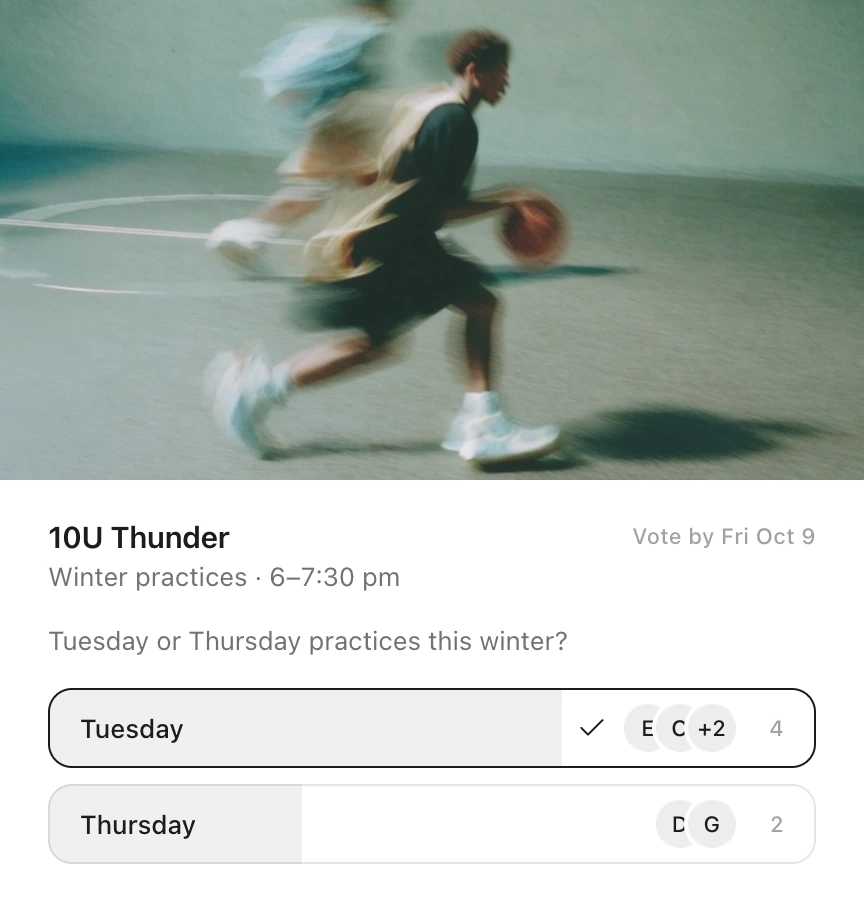 An Idle card: the 10U Thunder winter practice vote, 6 to 7:30 pm, under a photo of a player dribbling a basketball, with Tuesday ahead on four votes to Thursday's two and voting open until Friday, October 9